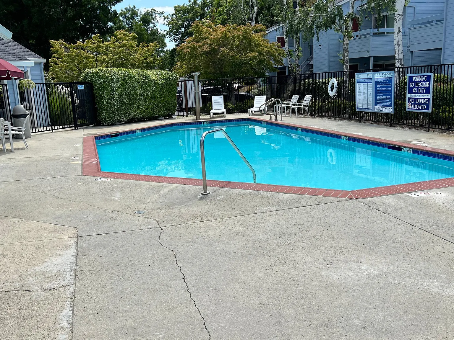 Windemere Apartments — Photo 2