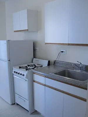 Rented by City & Suburban | media 18