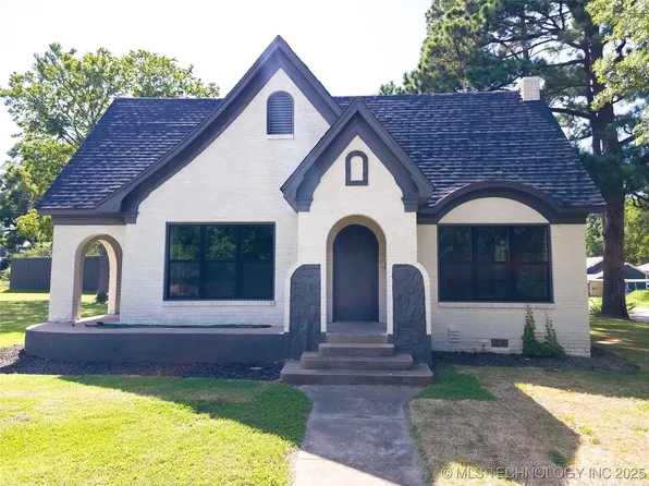 223 N 10th Ave, Durant, OK 74701