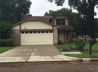 1902 Old Colony Ct, Richmond, TX 77406