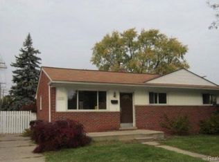 35332 Stellwagen St, Wayne, MI 48184