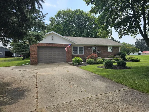 5197 Cottrell Rd, Vassar, MI 48768