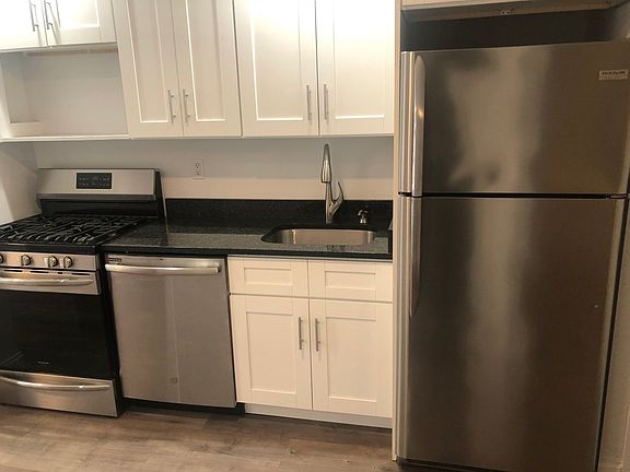 3rd image of 260 Mott St #3F