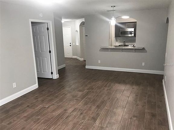 2nd image of 3930 Southpointe Dr APT 212