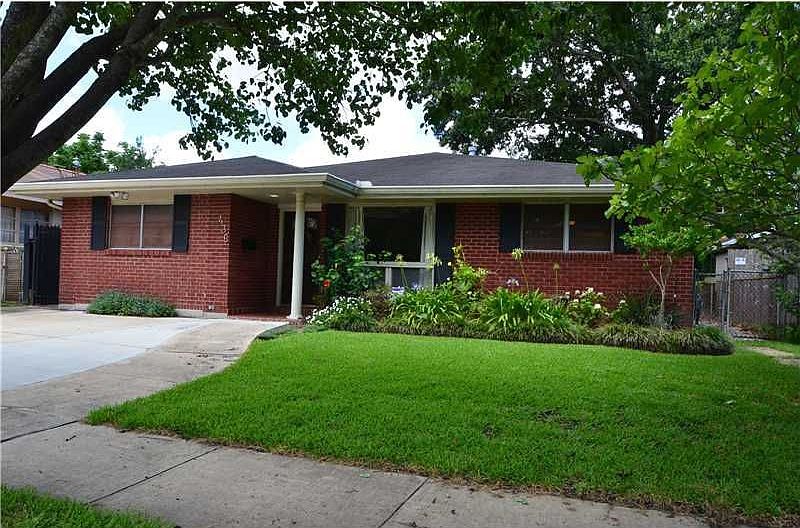 1st image of 436 Beverly Garden Dr
