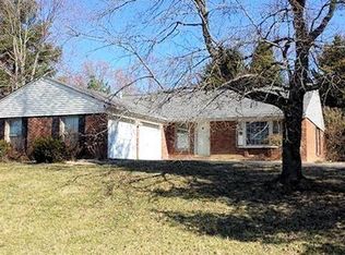7366 Cherrywood Ln, West Chester, OH 45069