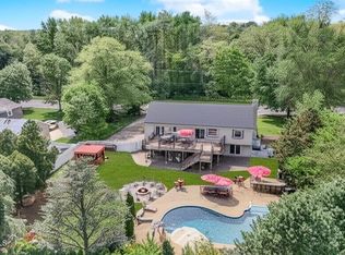 390 Iron Bridge Rd, Freehold, NJ 07728