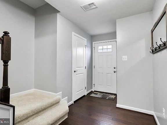 5th image of 119 Trout Lily Dr