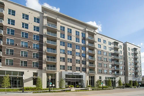 Pearl Residences Photo 1