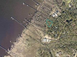61 Morven Ln, Pawleys Island, SC 29585