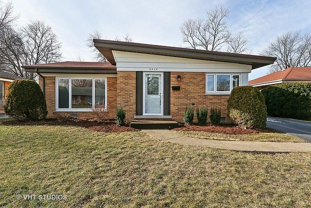 1st image of 2316 Sherwood Ave
