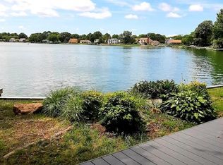 1740 Lake Christopher Dr, Virginia Beach, VA 23464