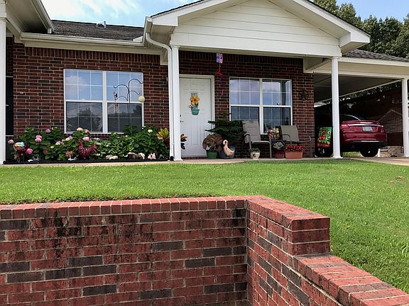 Legends of Lindale, Lindale Texas exterior