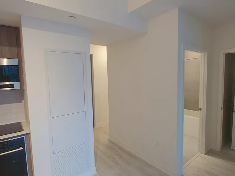 110 Broadway Ave #402S — Photo 25
