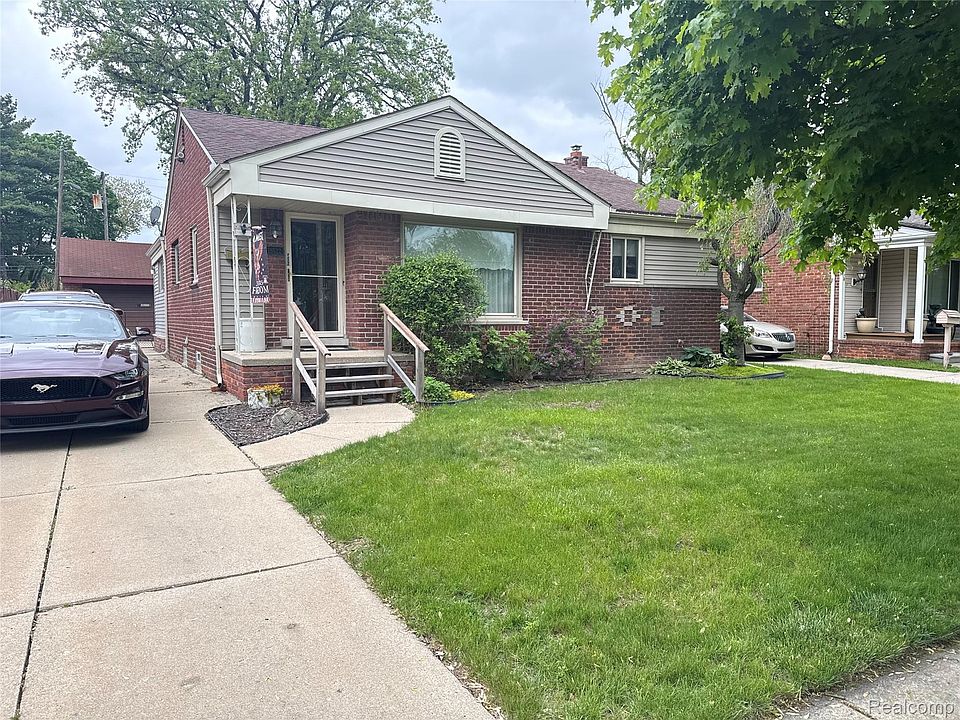 1st image of 18522 Koester St