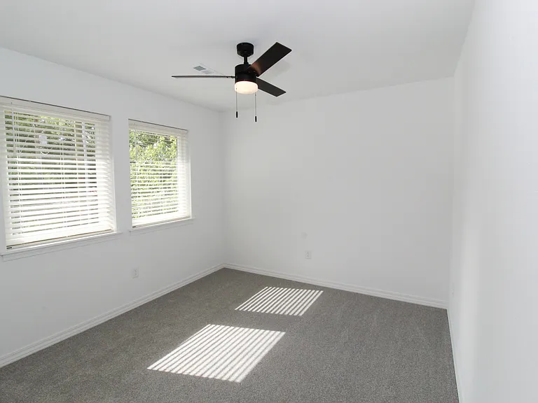 373 S Willow Avenueapt #1 — Photo 15