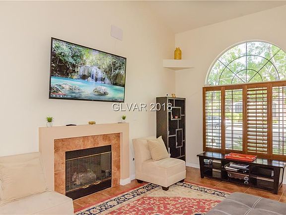 3rd image of 8440 Blue Island Ave
