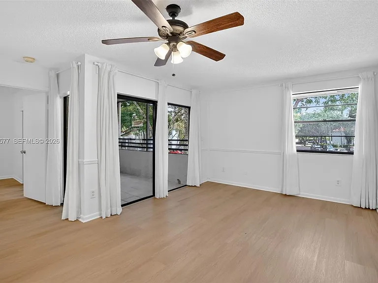 11931 NW 11th St #11931 — Photo 21