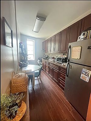 3rd image of 8420 5th Ave #2