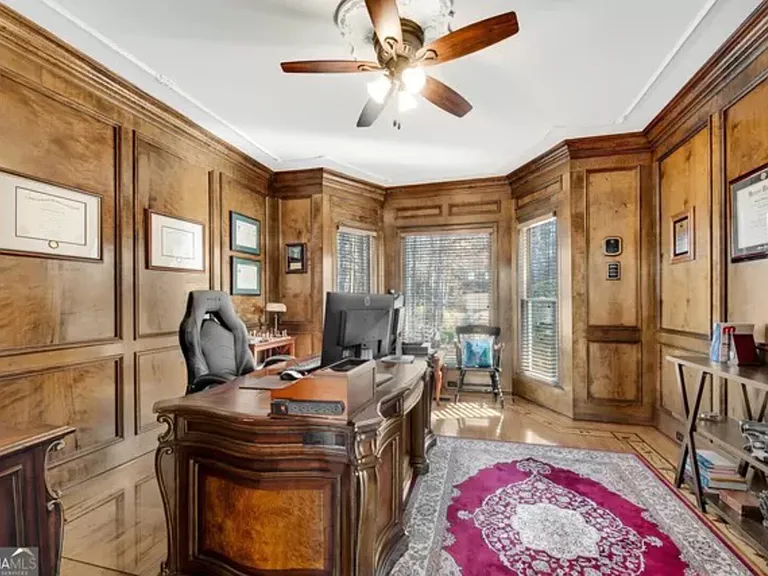 Saddlesprings Dr — Photo 15