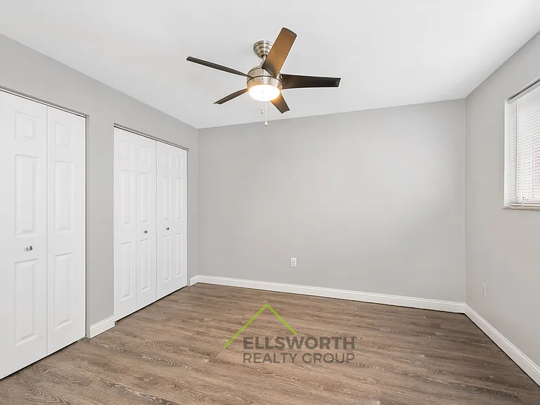 2216 Lawn Ave #9 — Photo 8