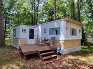 6415 Huron Dr, Caseville, MI 48725