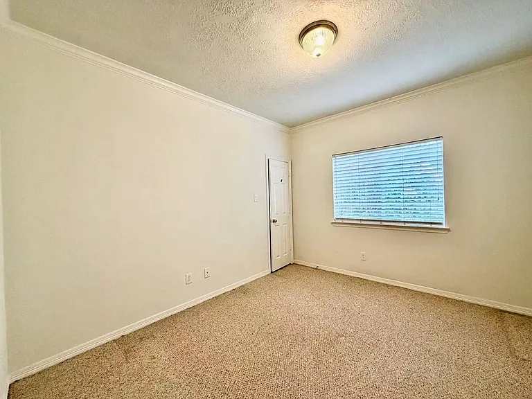 2806 Briarhurst Park — Photo 20