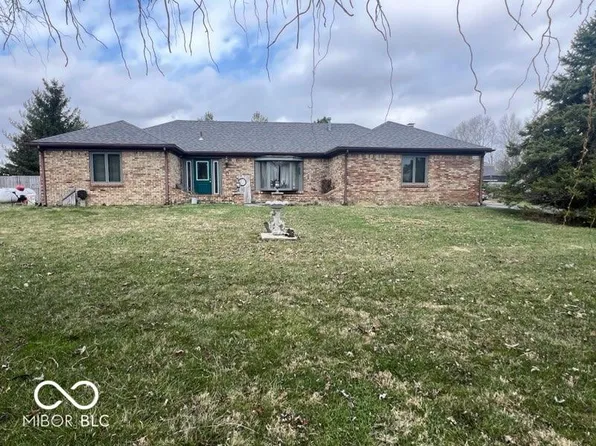 2530 Poplar St, Spiceland, IN 47385