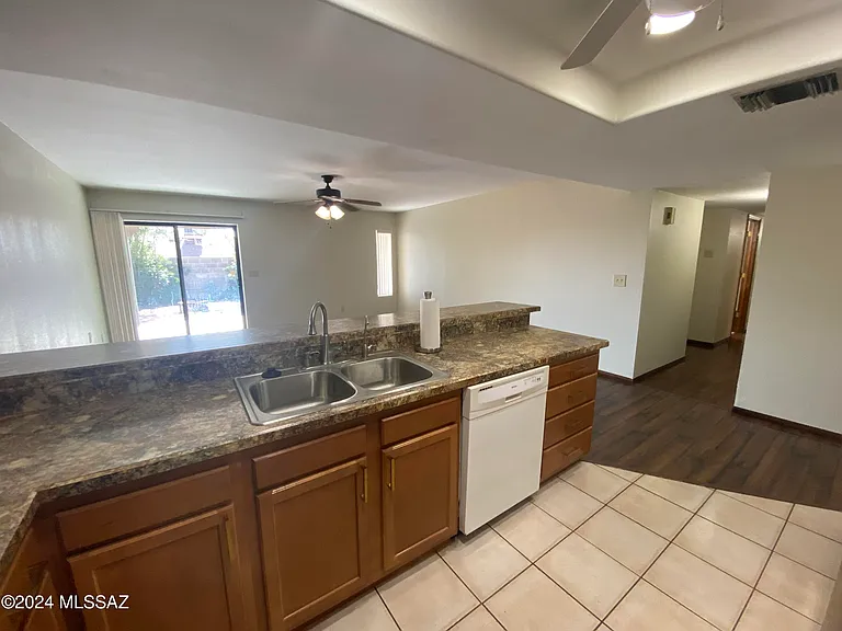 4113 W Julep St — Photo 11