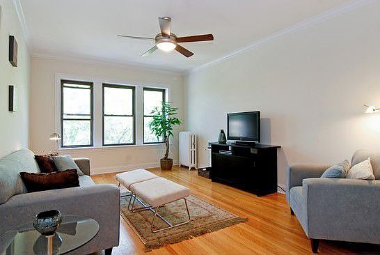 1st image of 5076 N Wolcott Ave #9-3