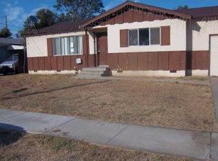 934 Goldenrod St, Escondido, CA 92027