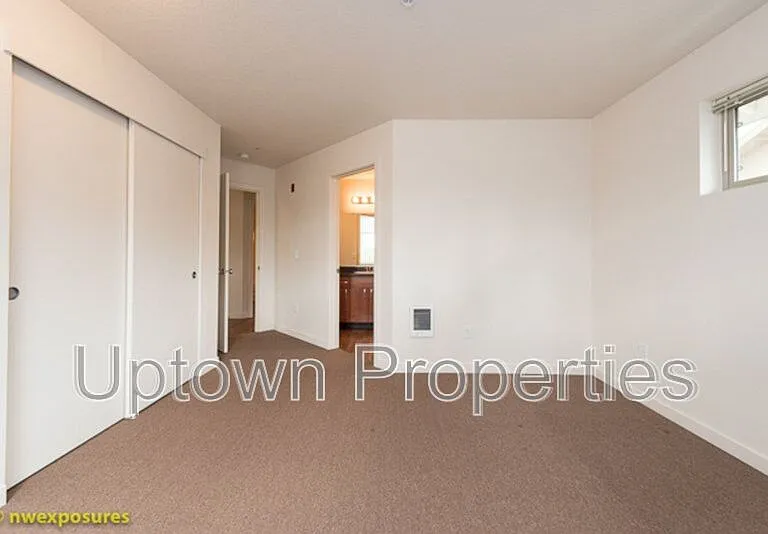 4820 SW Tucker Ave #411 — Photo 3