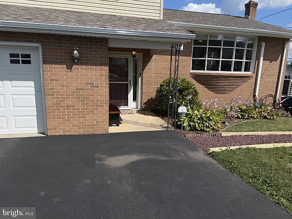 2nd image of 402 Grosstown Rd