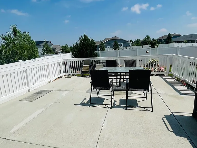 1364 Tipton St — Photo 22