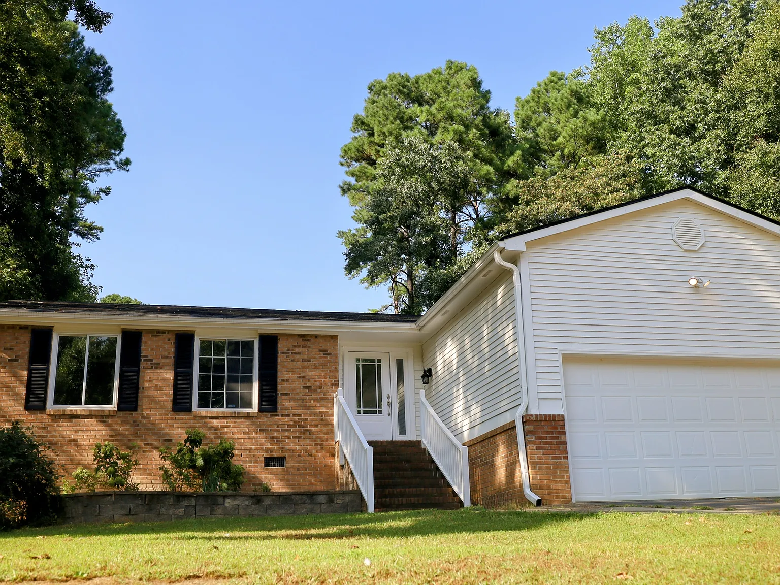 3 bed, 1461 sqft, $2,499 — Photo 1