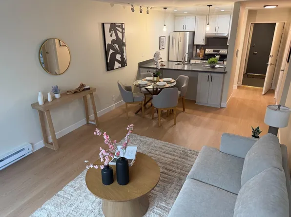 222 Laurel St APT 105, San Carlos, CA 94070