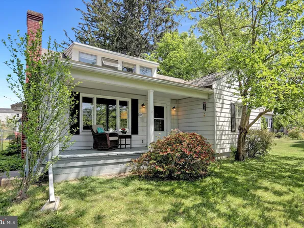 135 Harris Ave, Boalsburg, PA 16827