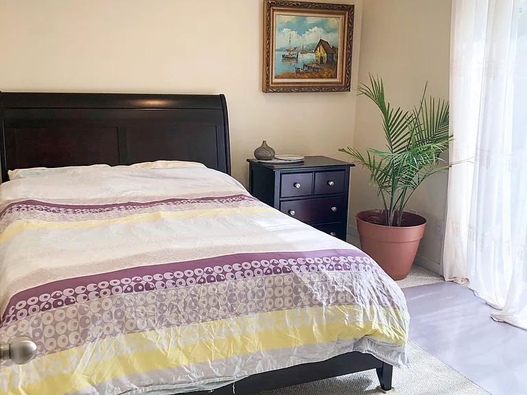 Daylight basement bedroom