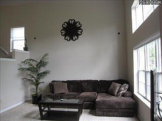 5th image of 9519 Cyprus Ln