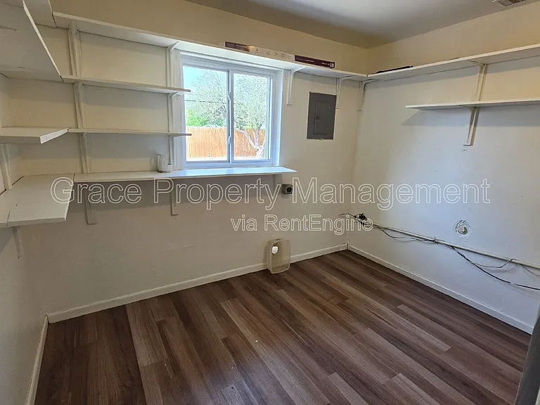 9301 Ellen Ct — Photo 18