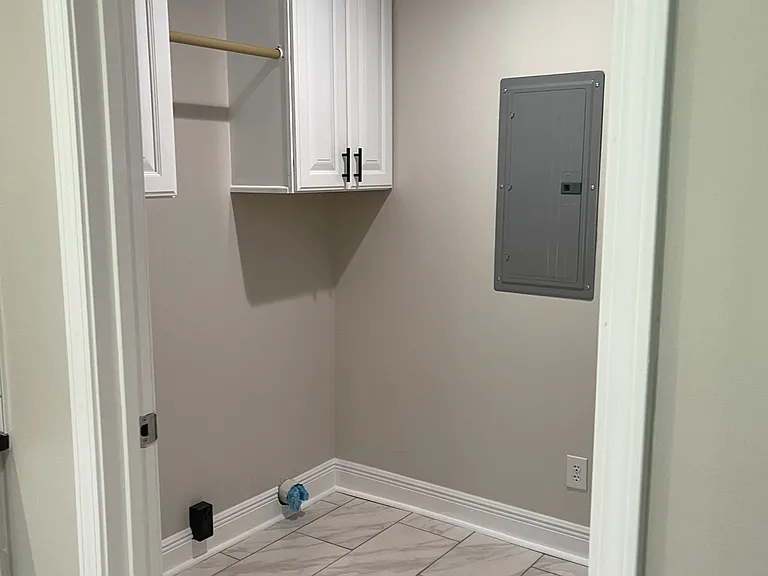 5102 Whites Mill Rd #B — Photo 5