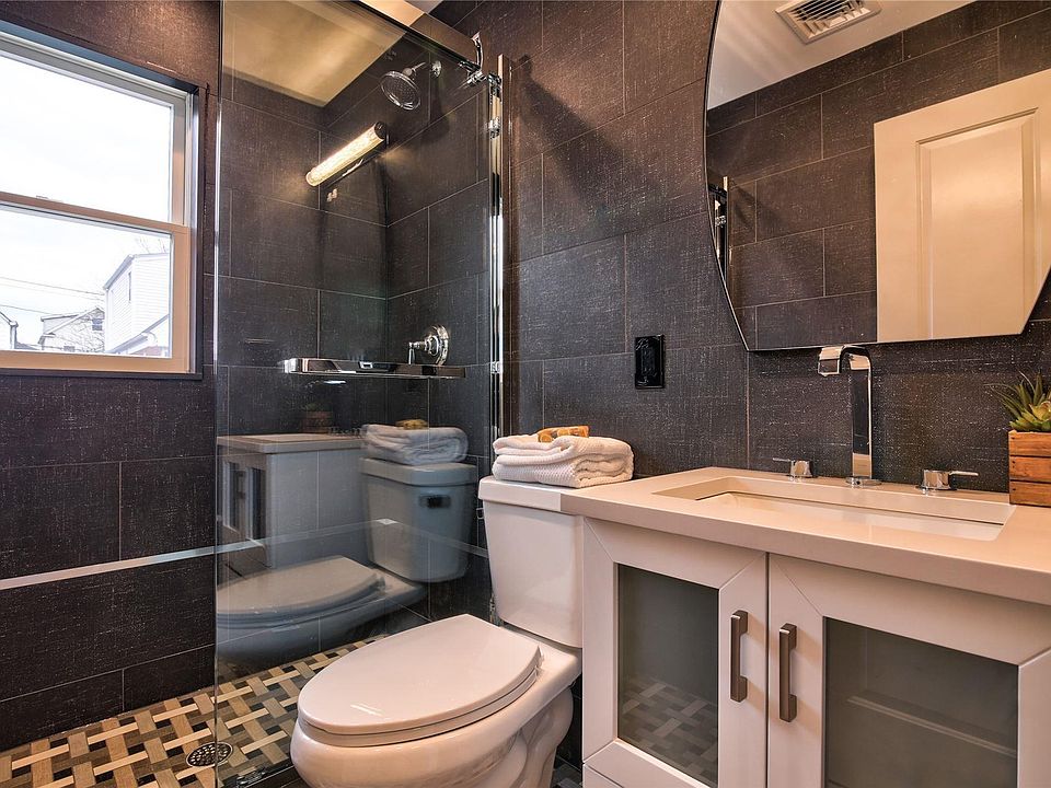1st image of 1319 Lowell Avenue
