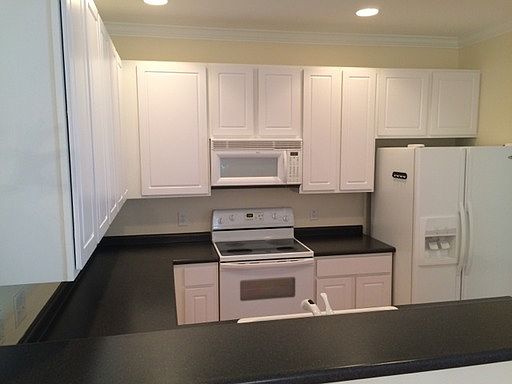 5th image of 1637 Honey Bee Ln