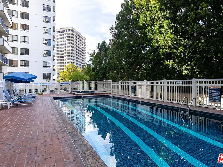 10535 Wilshire Blvd #411 — Photo 25