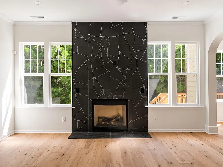 5 Silverbell Ct — Photo 3