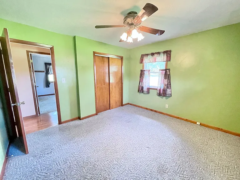 9450 Singleton Rd — Photo 14