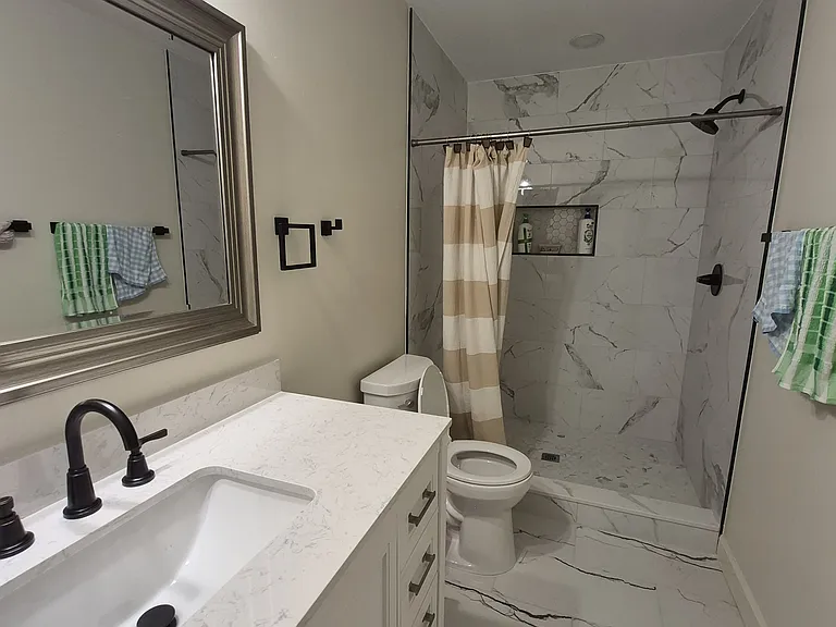 1835 Brandon Hall Dr — Photo 7