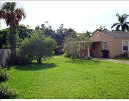 2nd image of 1772 SW 28th Ave