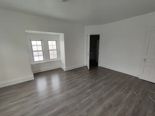 922 W Main St APT 5, Norristown, PA 19401