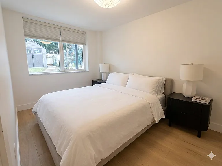 116 Oak St #1 — Photo 9